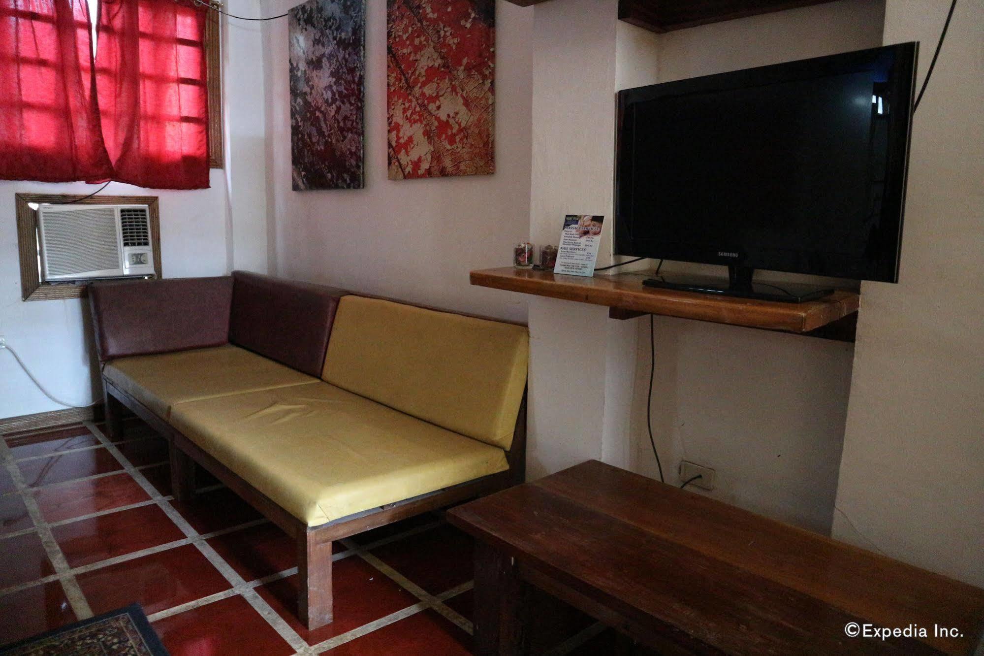 The Lotus Garden Bed & Breakfast Puerto Princesa Luaran gambar