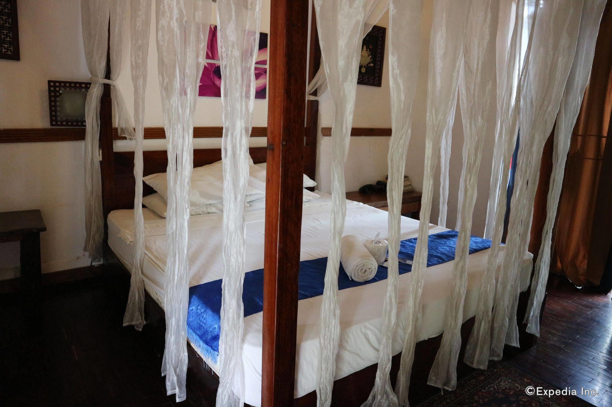 The Lotus Garden Bed & Breakfast Puerto Princesa Luaran gambar